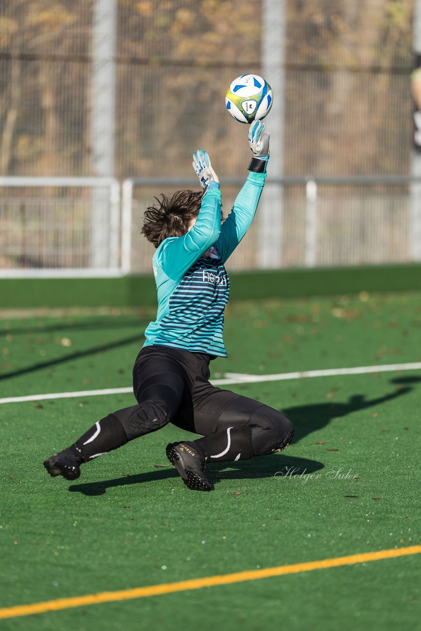 Bild 88 - wBJ VfL Pinneberg2 - Eimsbuttler TV 3 : Ergebnis: 5:0